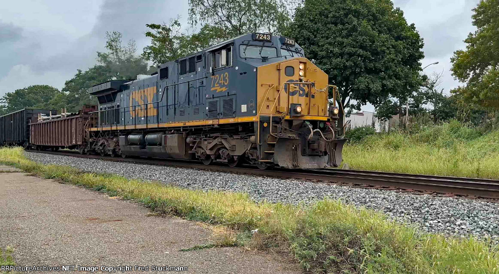 CSX 7243 leads M331.